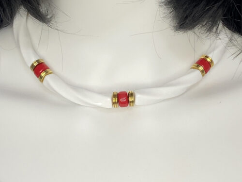 Vintage Avon 1988 Lucite twist red/white beaded choker necklace