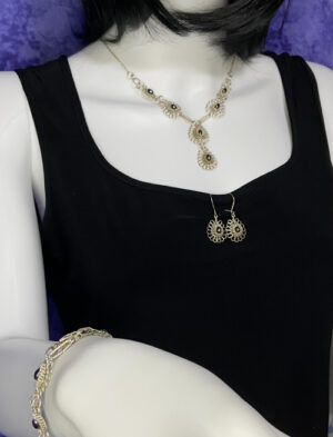 Pre-loved Delicate Silver Filigree Necklace Set