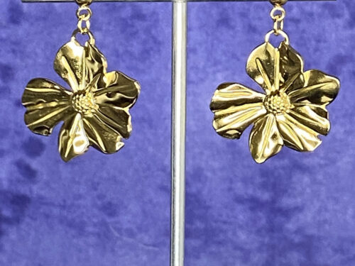 Newly Designed flower earrings gold plated SS