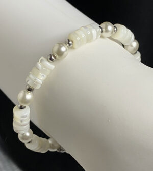 Upcycled Mother of Pearl healing bracelet
