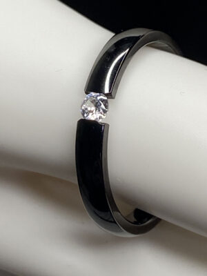 Various pre-loved black titanium ring with cz
