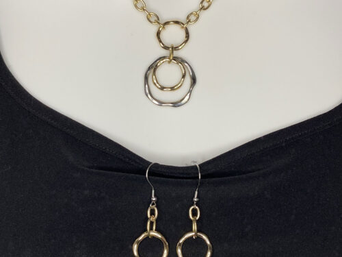 ND chunky chain gold & silver pendent set