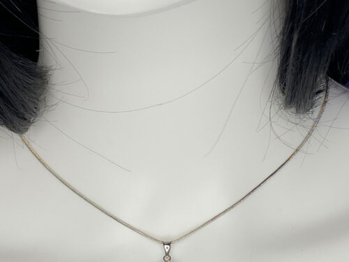 Vintage silver necklace and pearl pendant