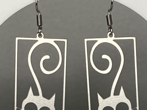 ND Stainless steel "hiding cat" earrings