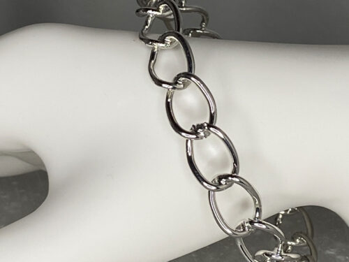 Pre-loved Rhodium plated bangle bracelet