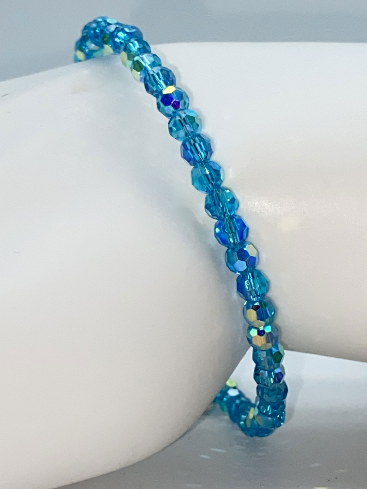 ND Memory wire Lt turquoise/blue glass layering bracelet SM