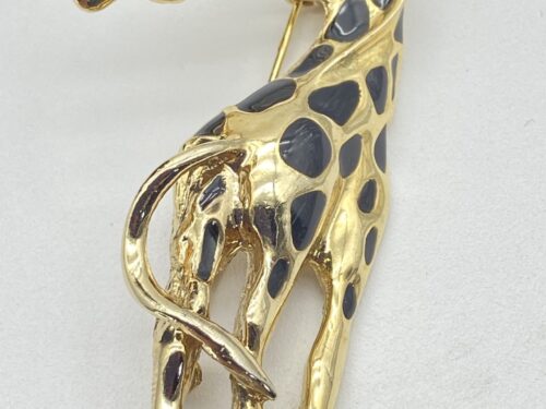 Vintage Gold plated giraffe brooch