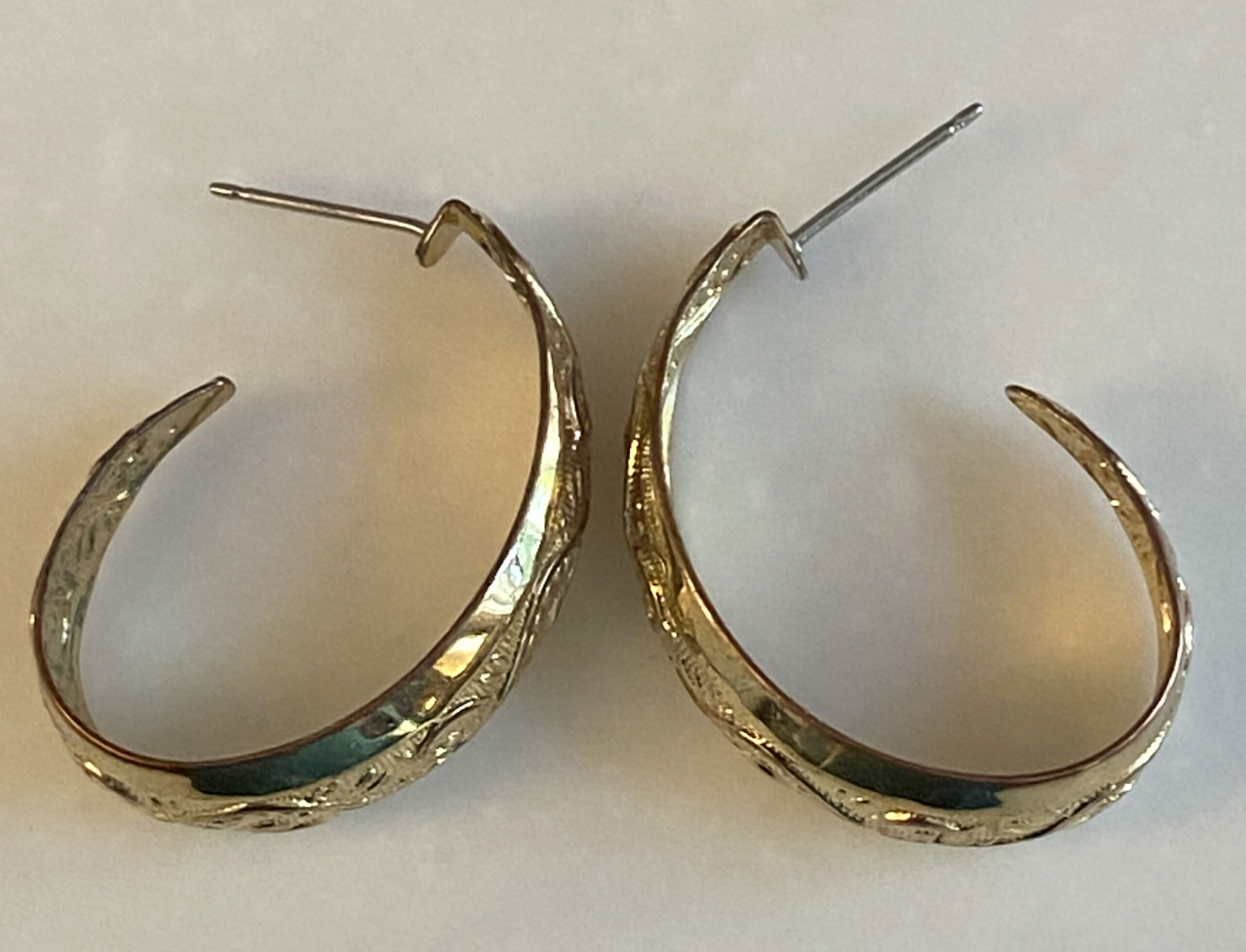 Pre-Owned Gold Tone Floral Filigree Half Hoop Earrings